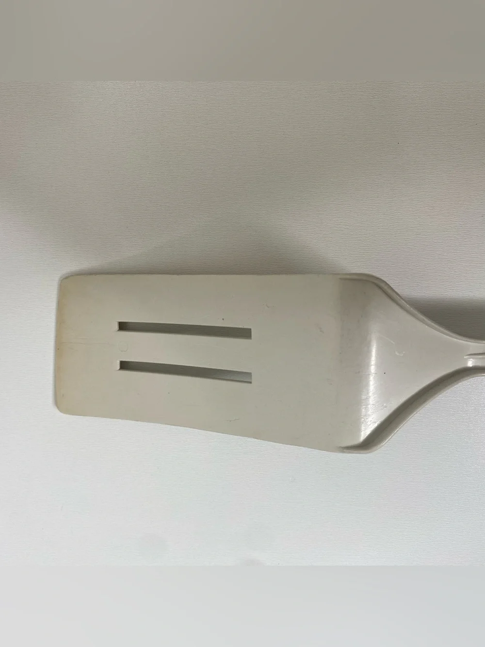 Vintage King Kraft Beige Nylon Slotted Spatula 12